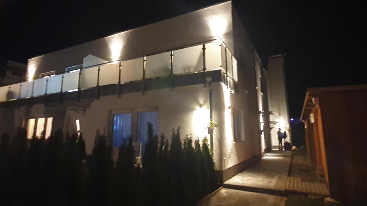 Ferienwohnungen "Godewind", Appartements Mit Balkon Oder Terrasse Zinnowitz Exterior foto